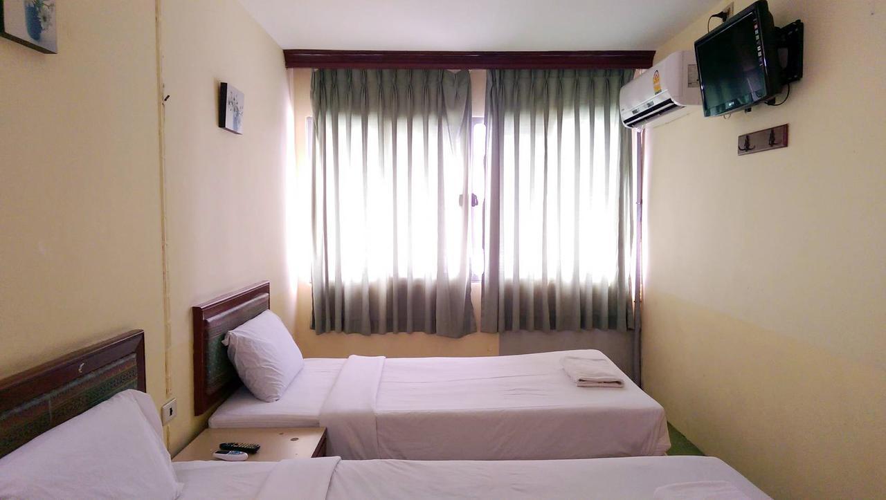 โรงแรมวัฒนาตรัง Exterior foto