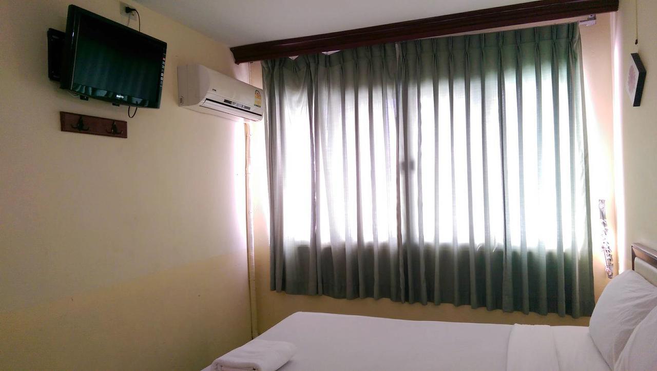 โรงแรมวัฒนาตรัง Exterior foto